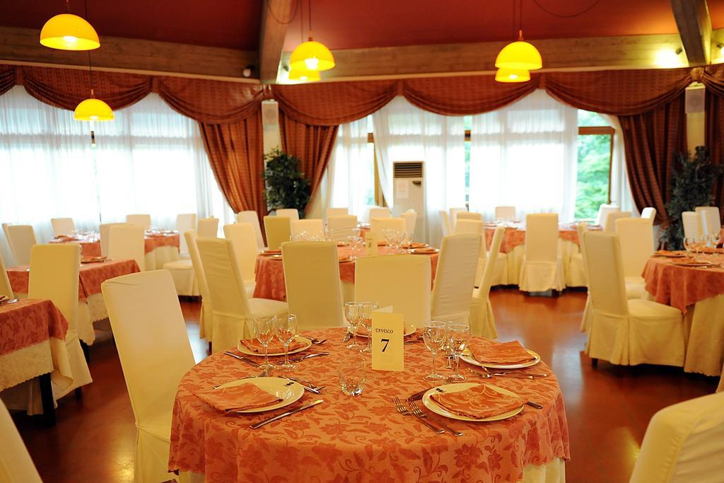 Hotel Del Camerlengo Fara San Martino Eksteriør billede